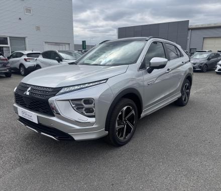 Aperçu du véhicule : MITSUBISHI ECLIPSE CROSS Eclipse Cross 2.4 MIVEC PHEV Twin Motor 4WD