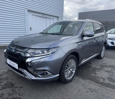 Aperçu du véhicule : MITSUBISHI OUTLANDER Outlander 2.4l PHEV Twin Motor 4WD