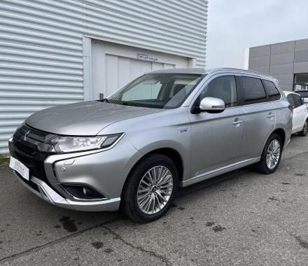 Aperçu du véhicule : MITSUBISHI OUTLANDER Outlander 2.4l PHEV Twin Motor 4WD